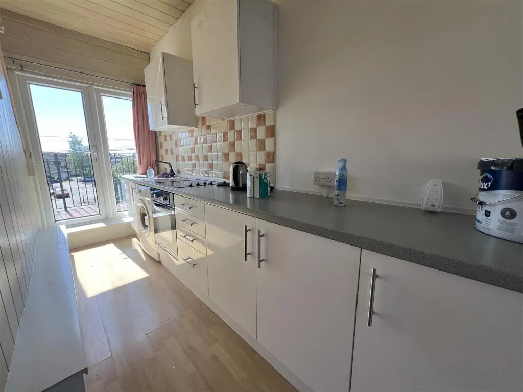 1 bed Commercial Property
