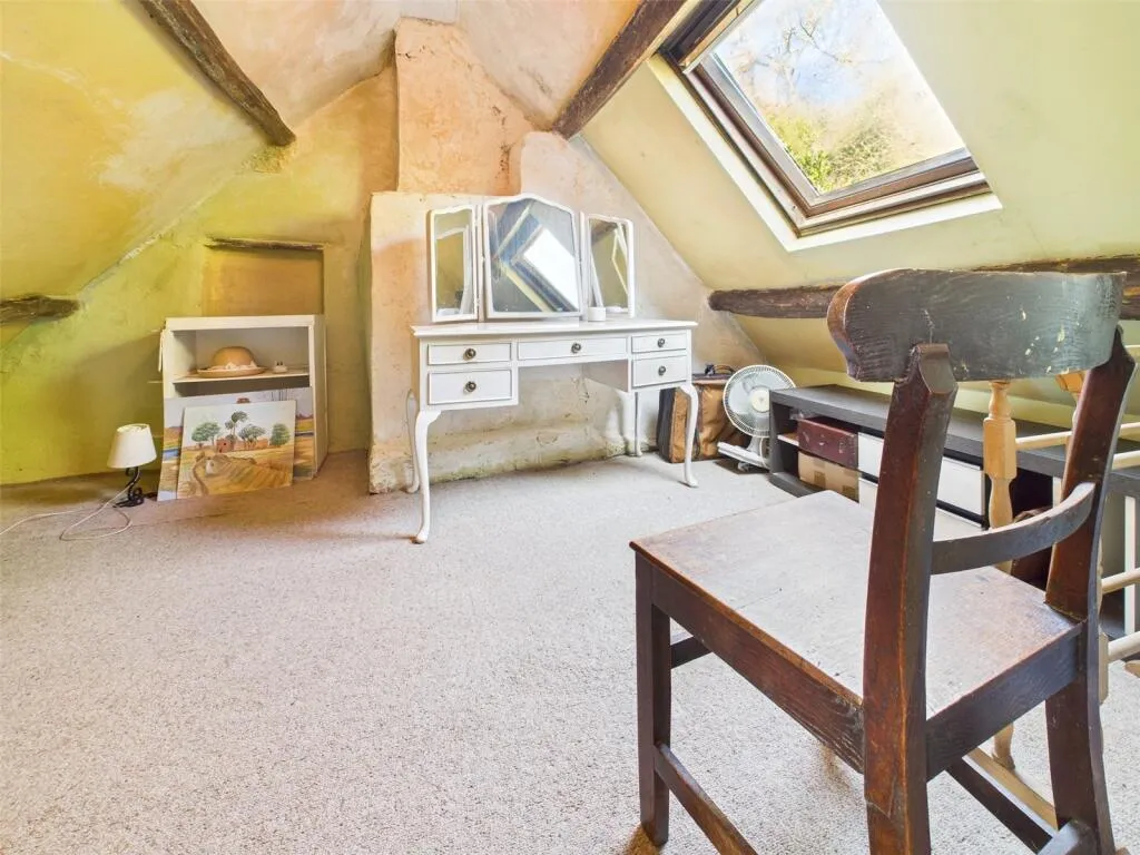 4 bed Detached