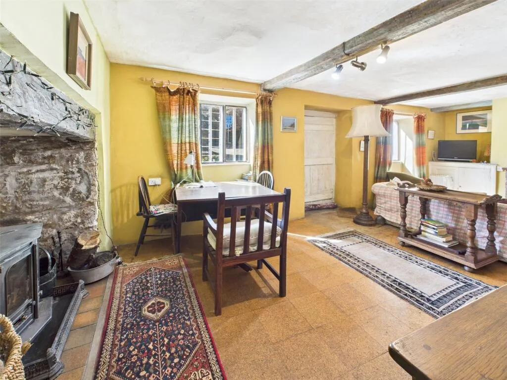 4 bed Detached
