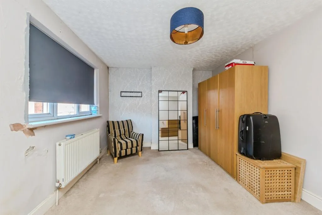 3 bed Semi-Detached