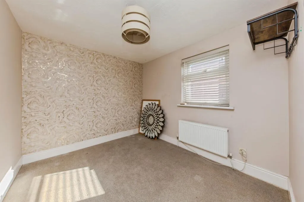 3 bed Semi-Detached