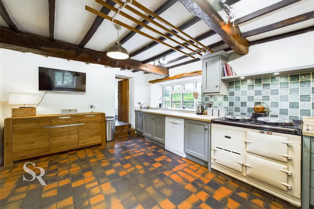 3 bed Character Property