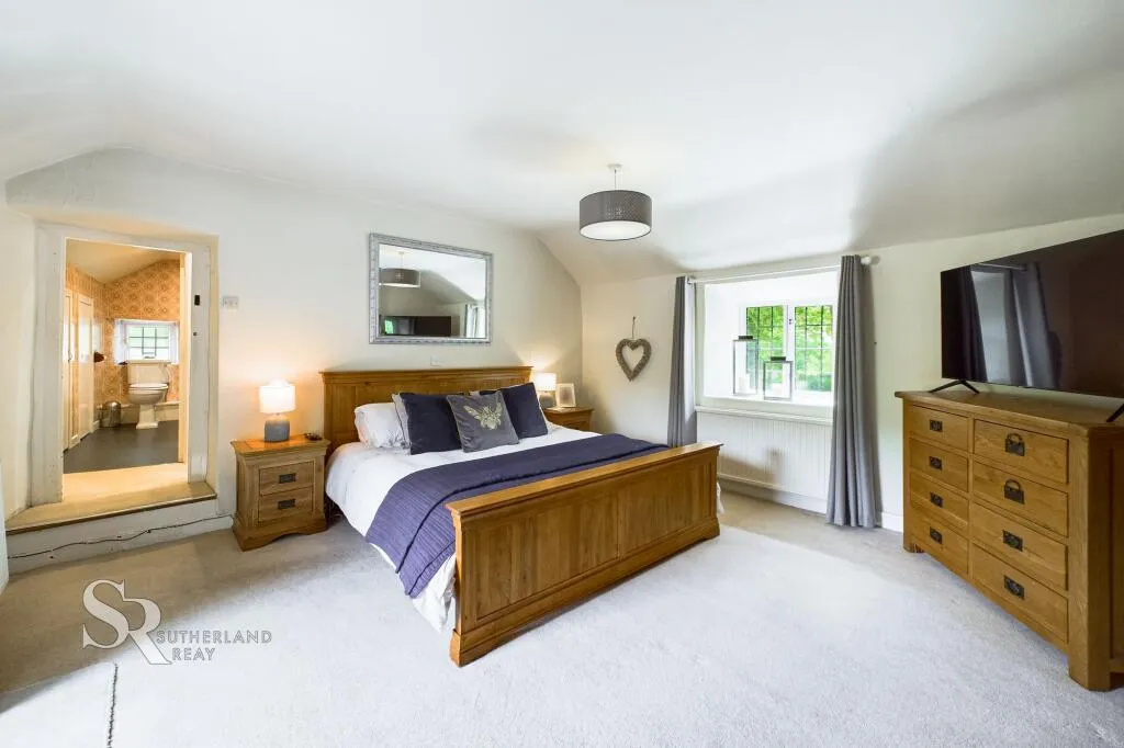 3 bed Character Property
