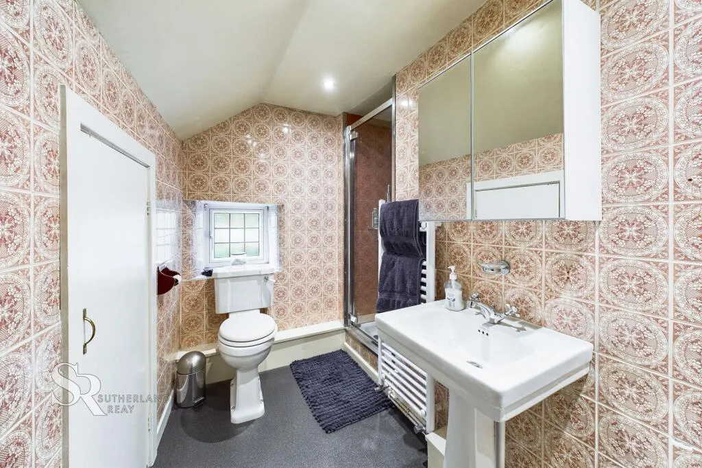 3 bed Character Property