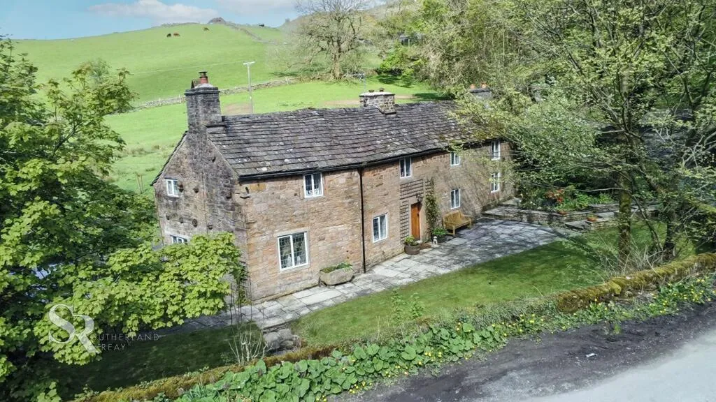 3 bed Character Property