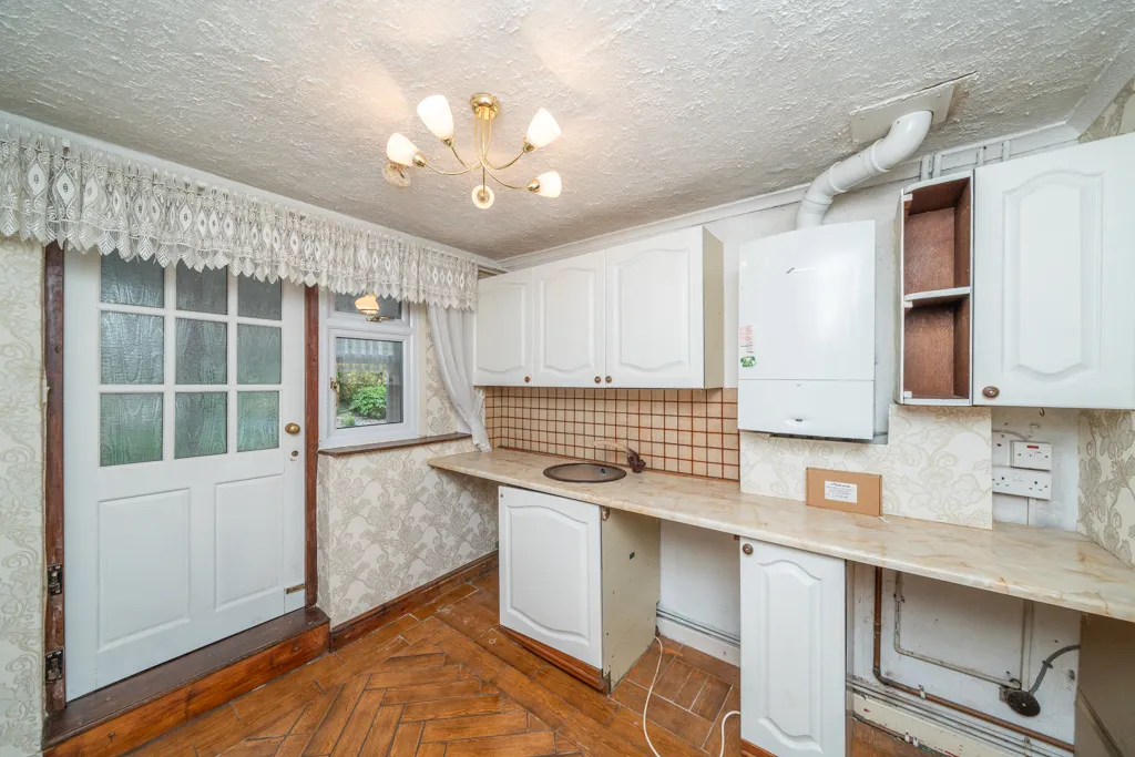 2 bed Detached Bungalow