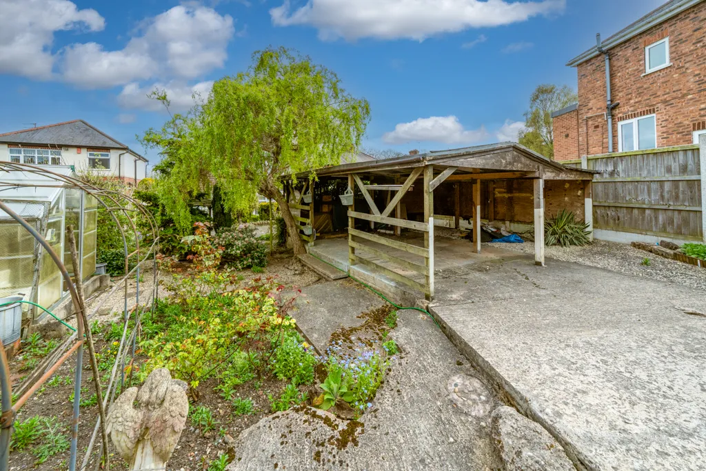 2 bed Detached Bungalow