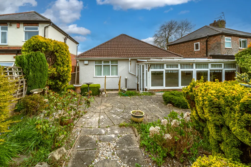 2 bed Detached Bungalow