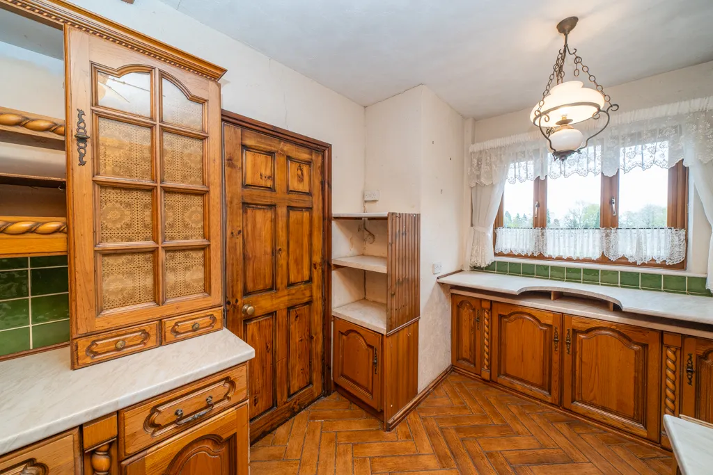 2 bed Detached Bungalow