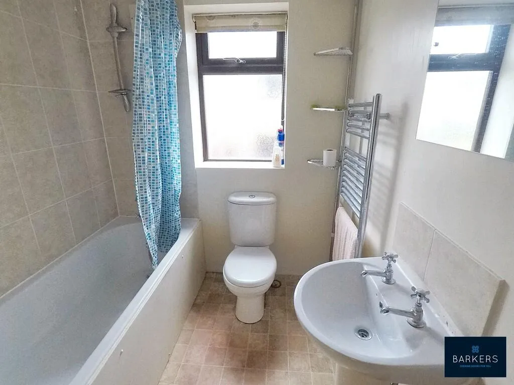2 bed End of Terrace