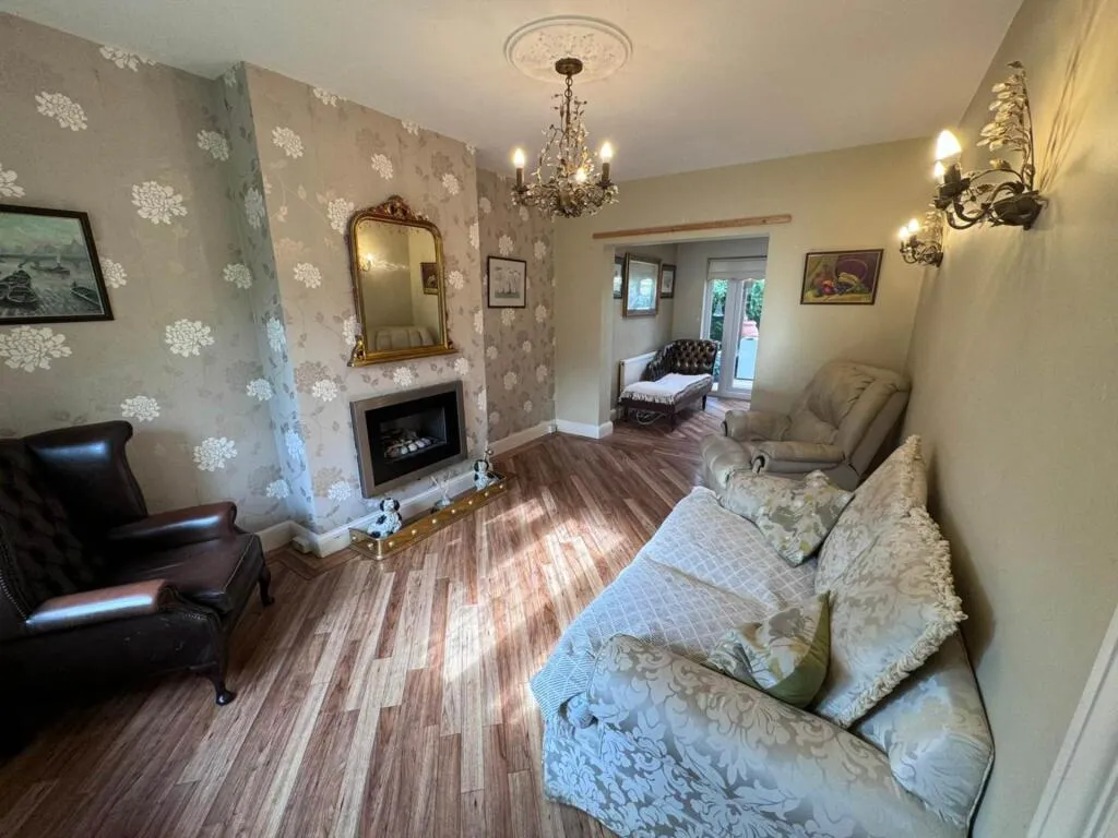 3 bed Semi-Detached