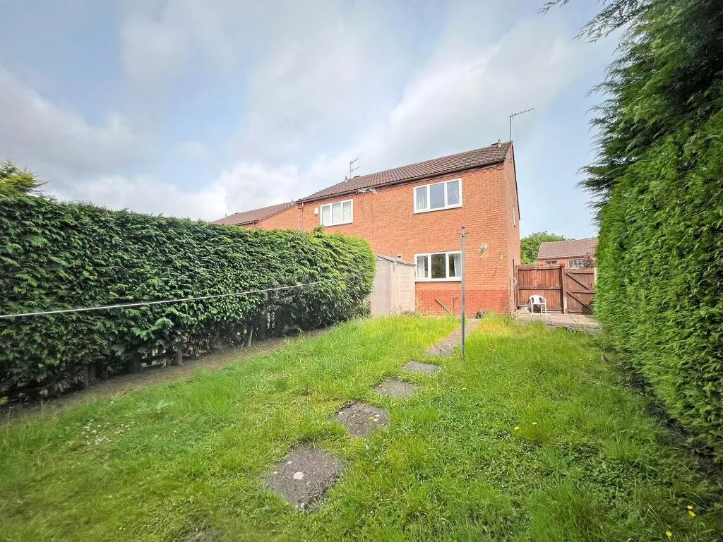 2 bed Semi-Detached