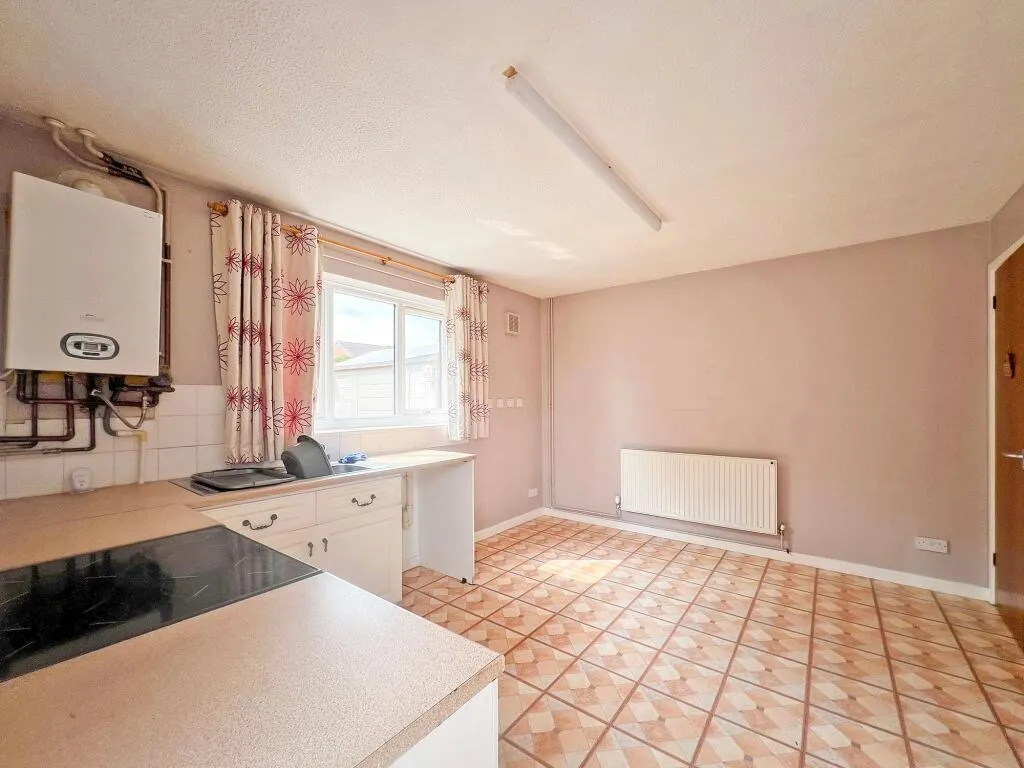 2 bed Semi-Detached
