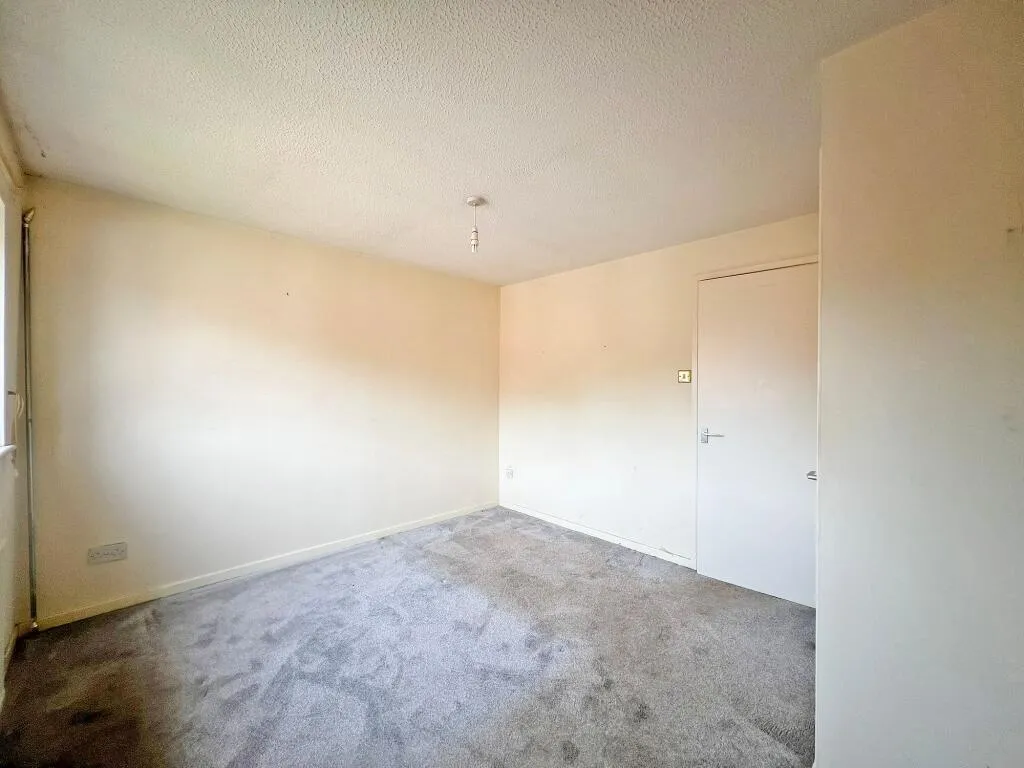 2 bed Semi-Detached