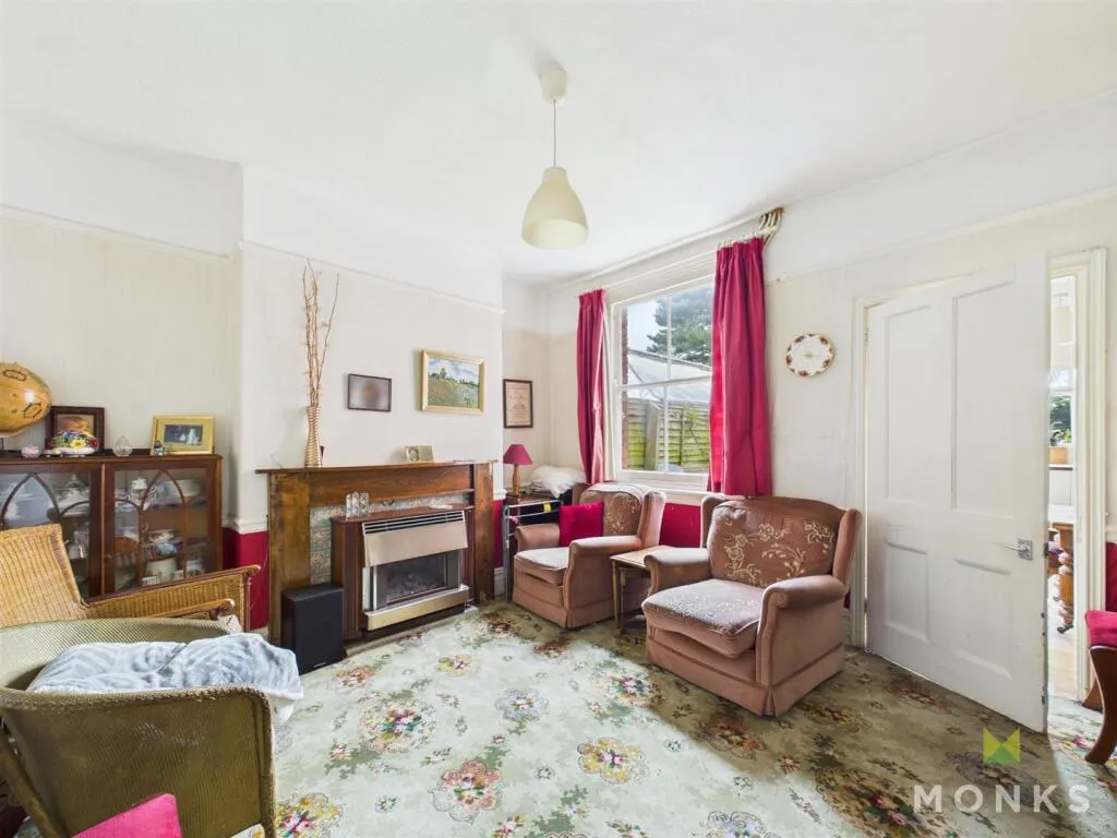 3 bed Terraced