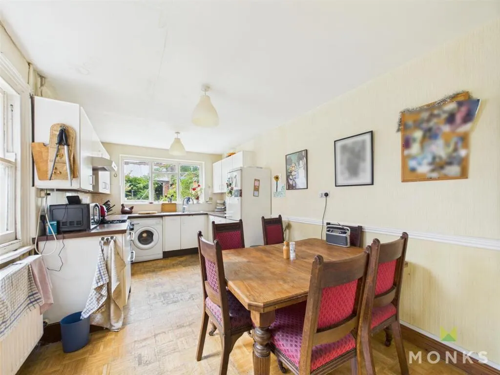 3 bed Terraced