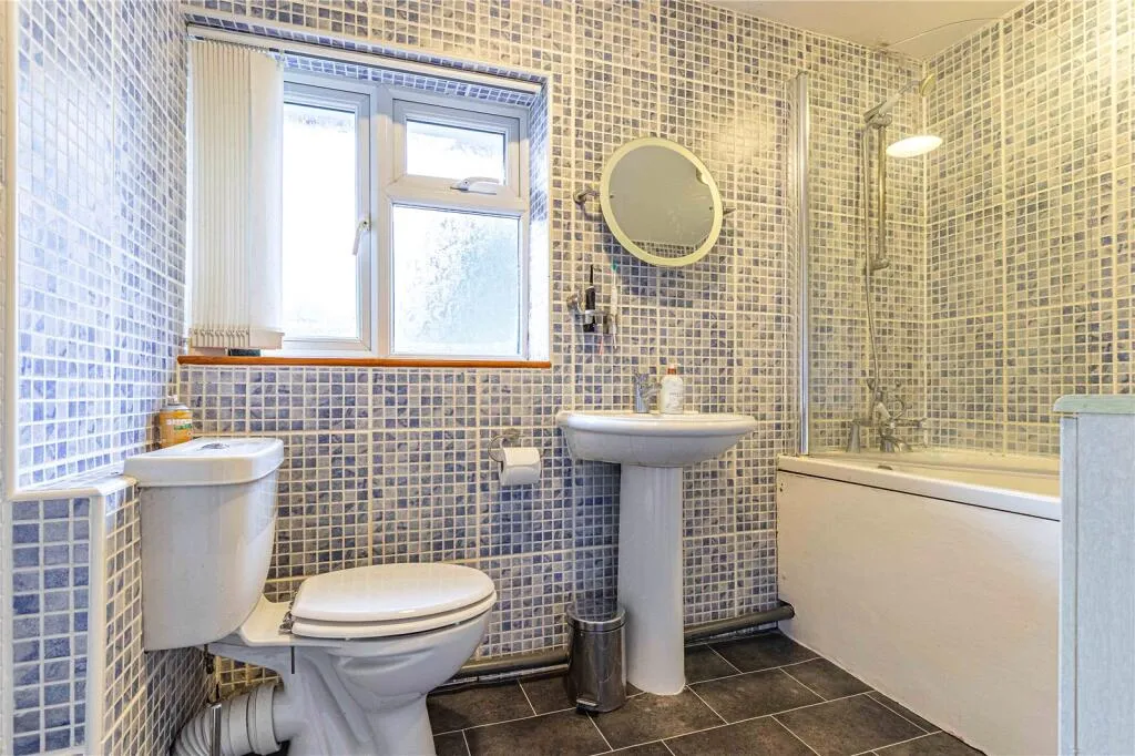 3 bed Maisonette