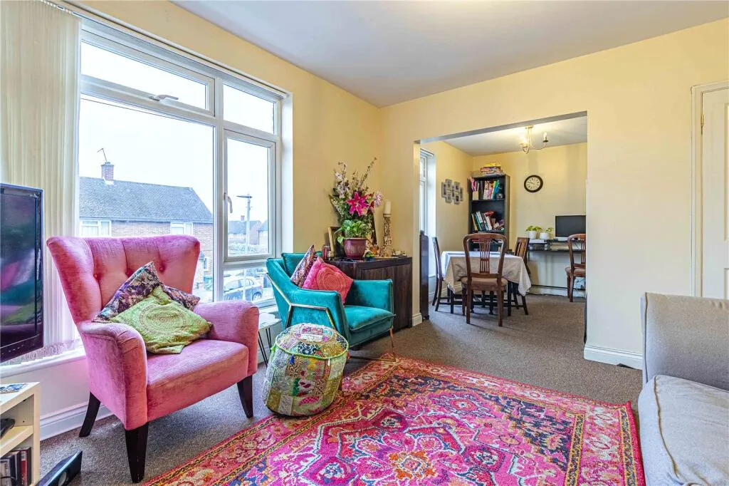 3 bed Maisonette