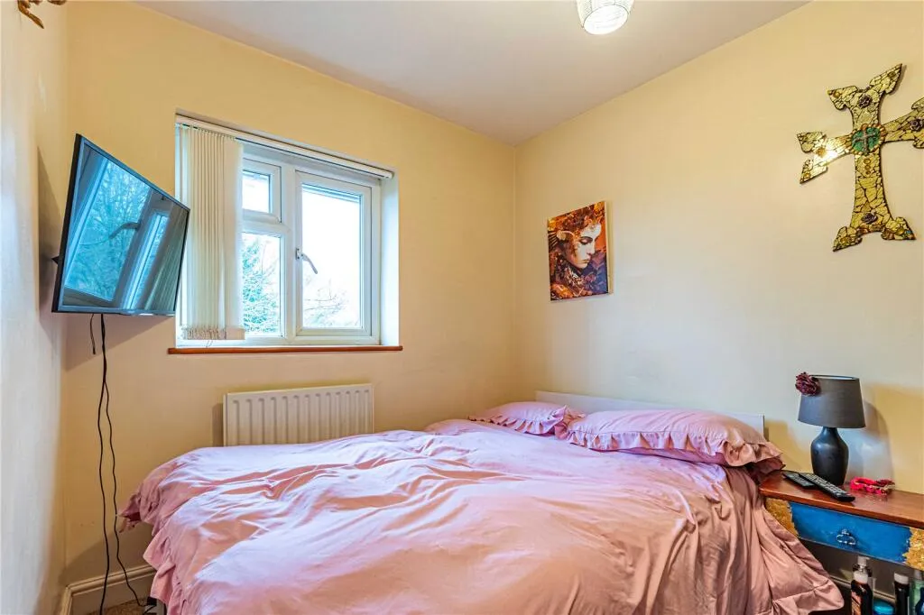 3 bed Maisonette
