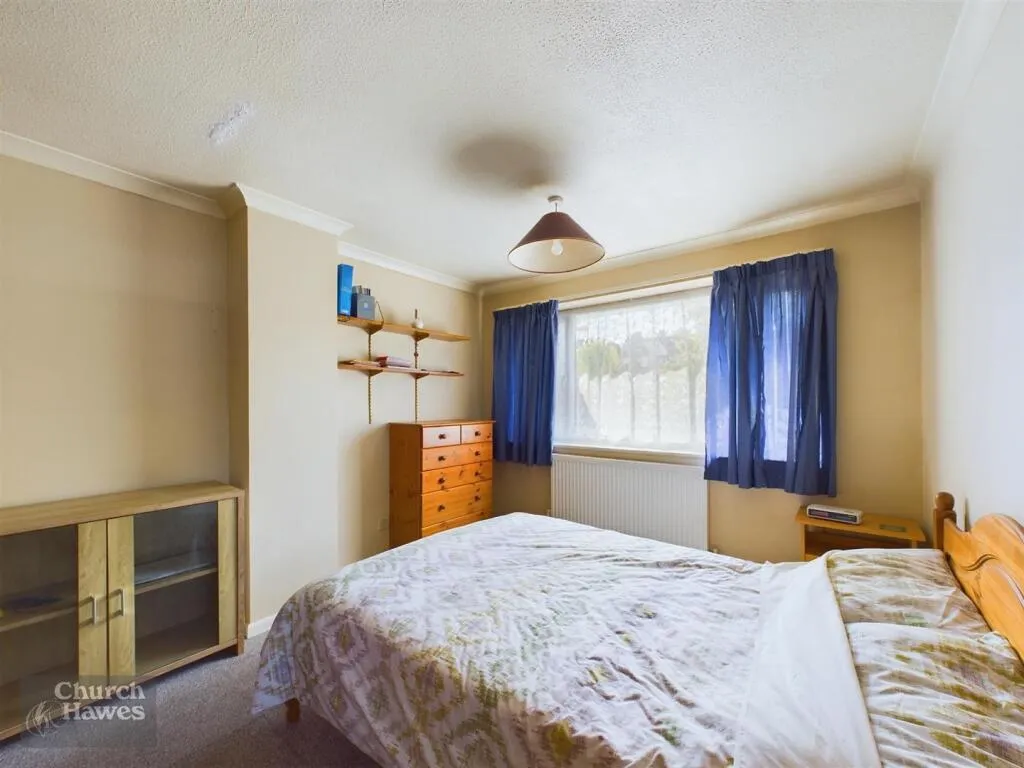 3 bed End of Terrace