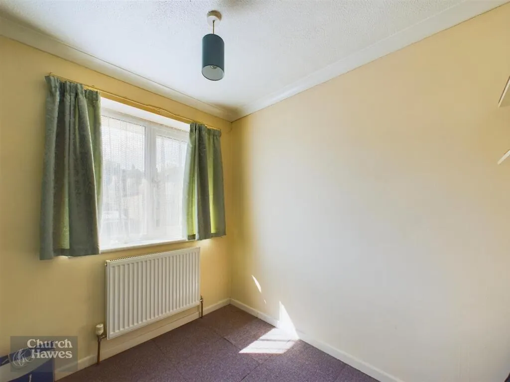 3 bed End of Terrace