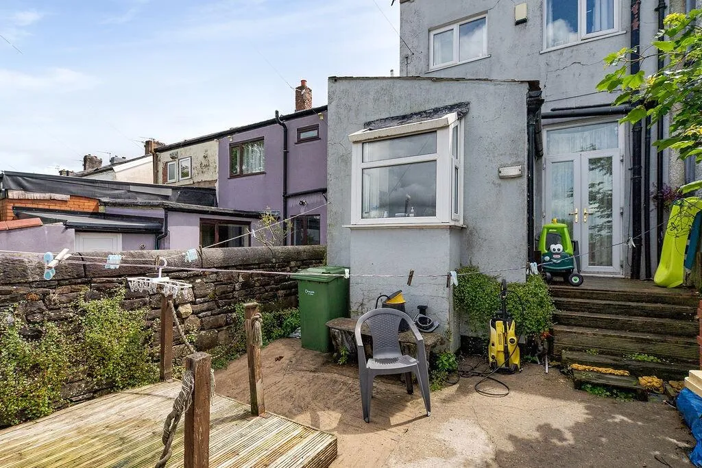 2 bed Terraced
