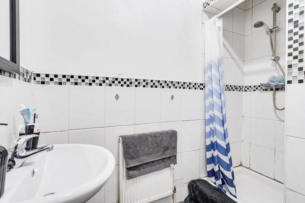 2 bed Terraced