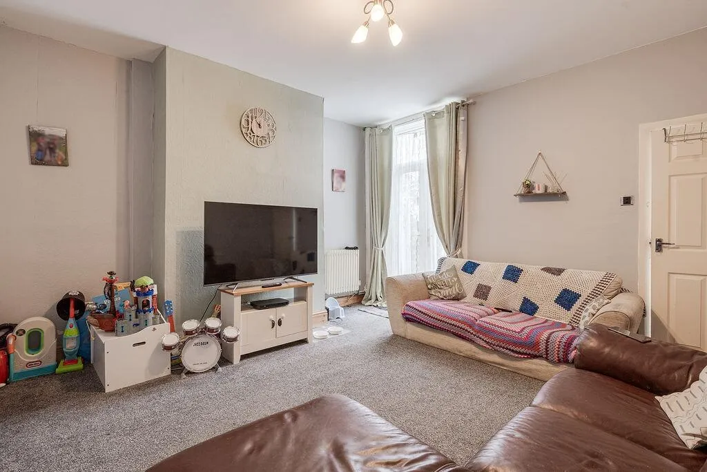 2 bed Terraced