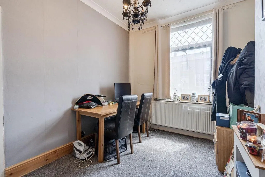 2 bed Terraced