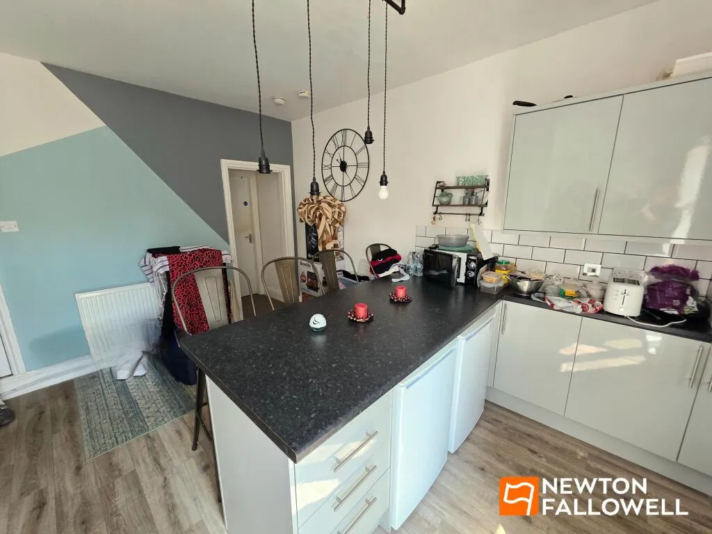 4 bed Terraced