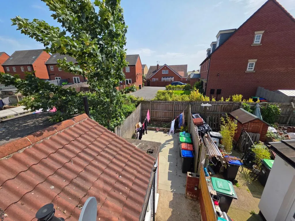 4 bed Terraced