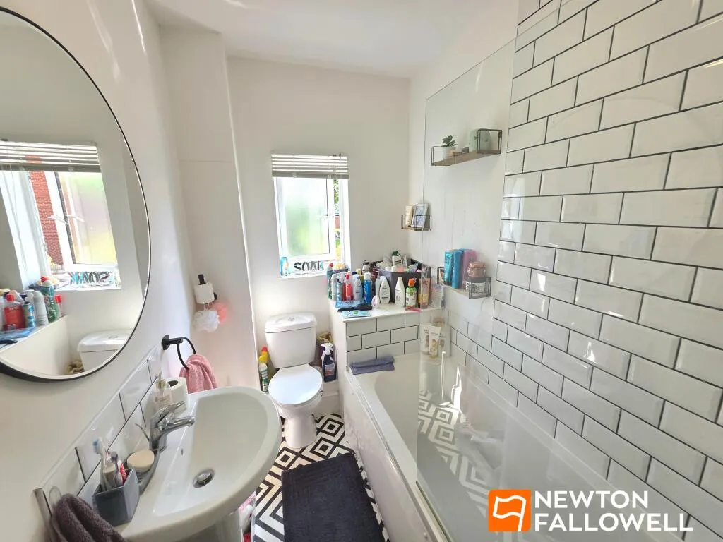 4 bed Terraced