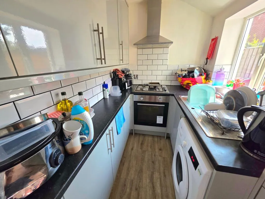 4 bed Terraced