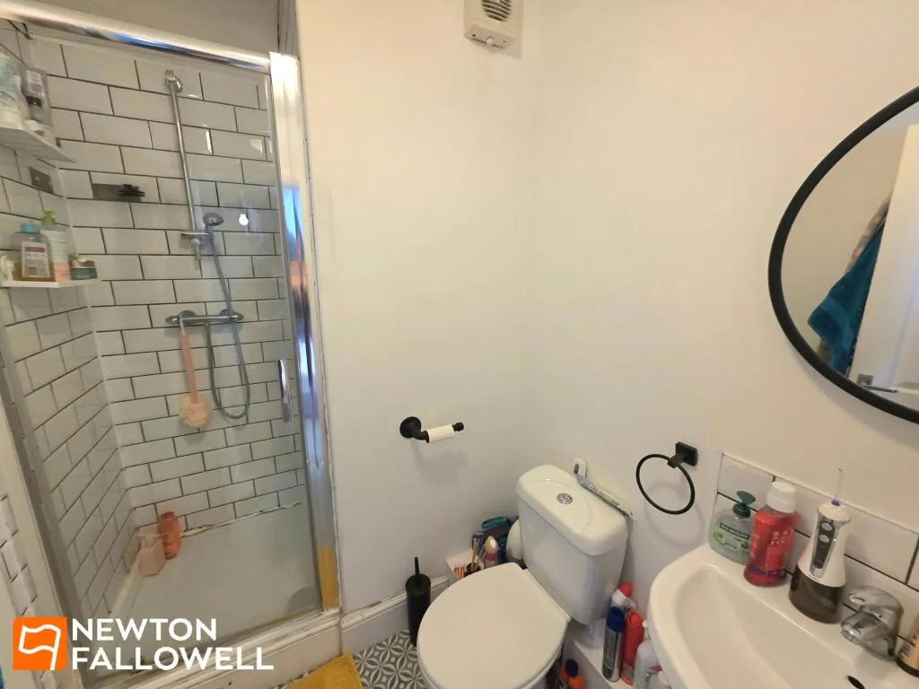 4 bed Terraced