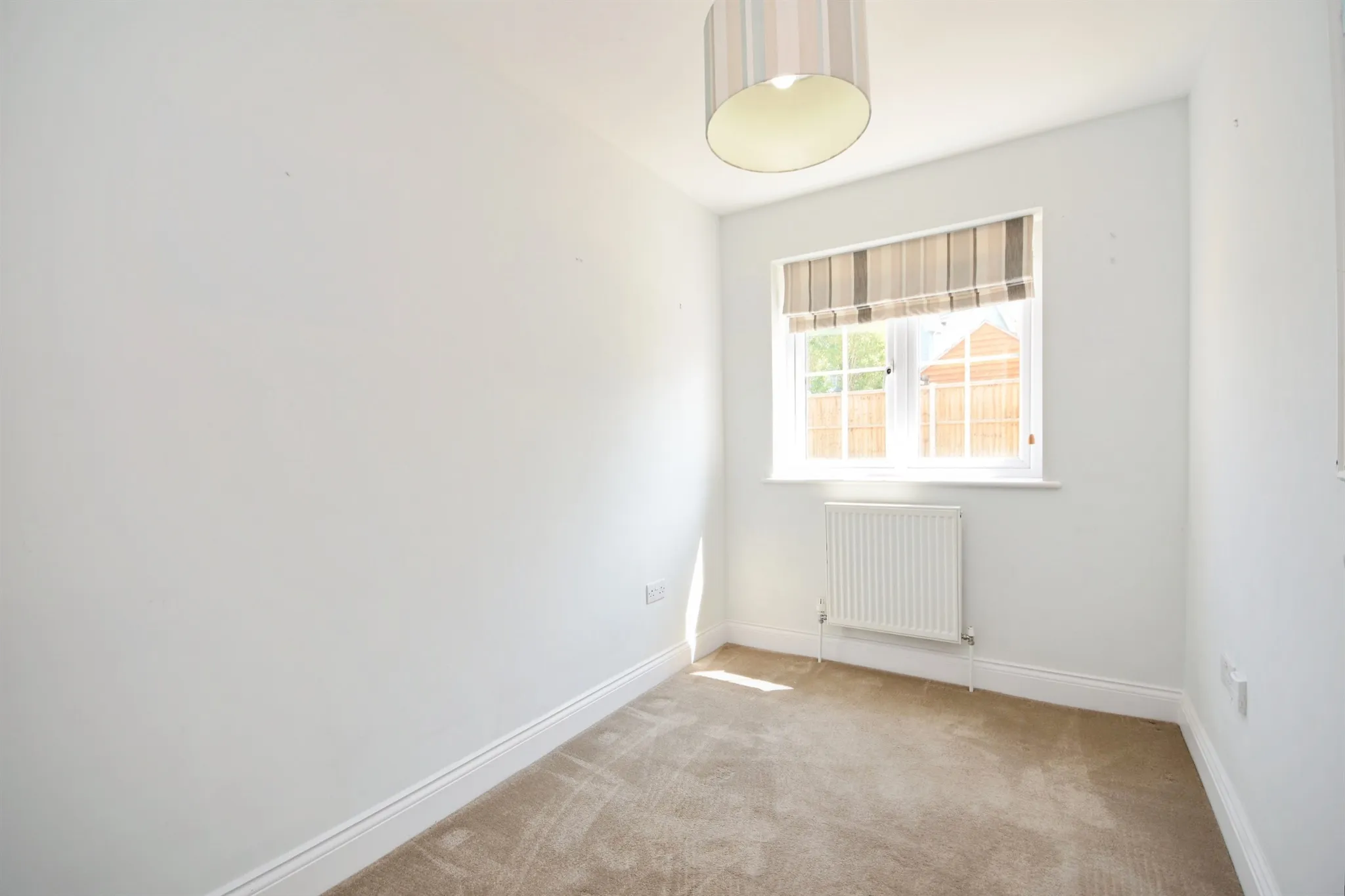 5 bed Detached