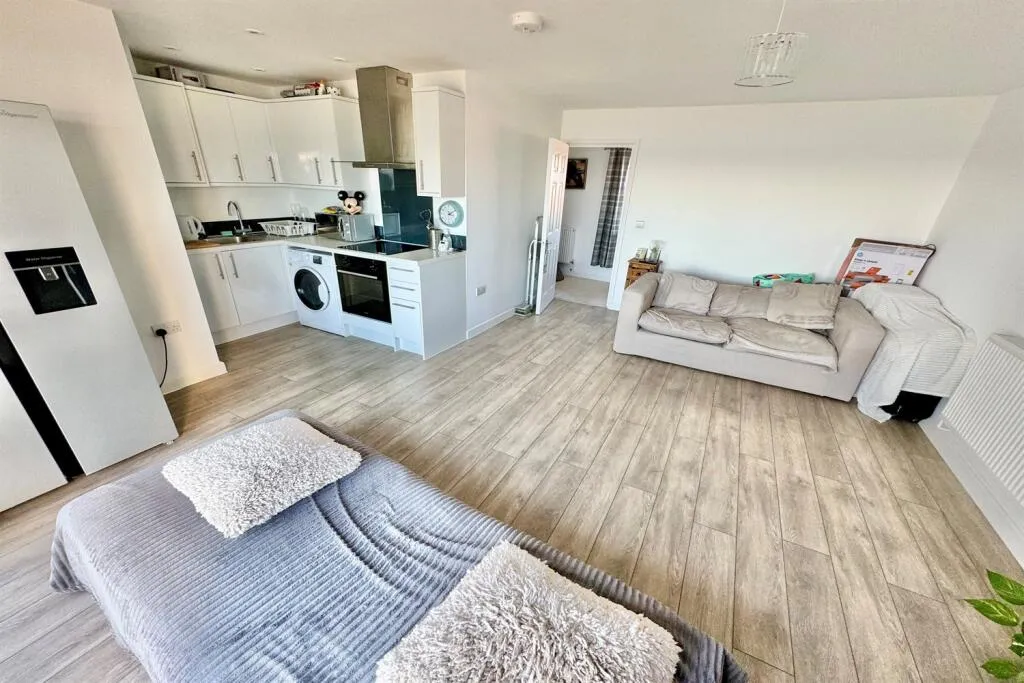 2 bed Apartment