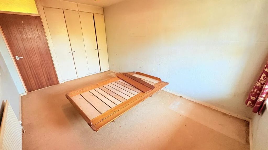 2 bed Ground Flat