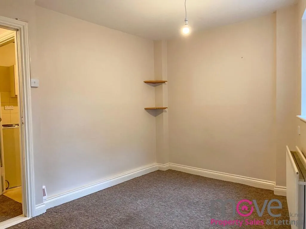4 bed House of Multiple Occupation