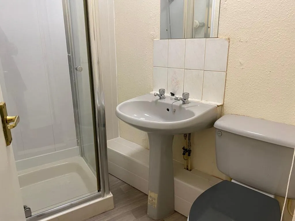 4 bed House of Multiple Occupation