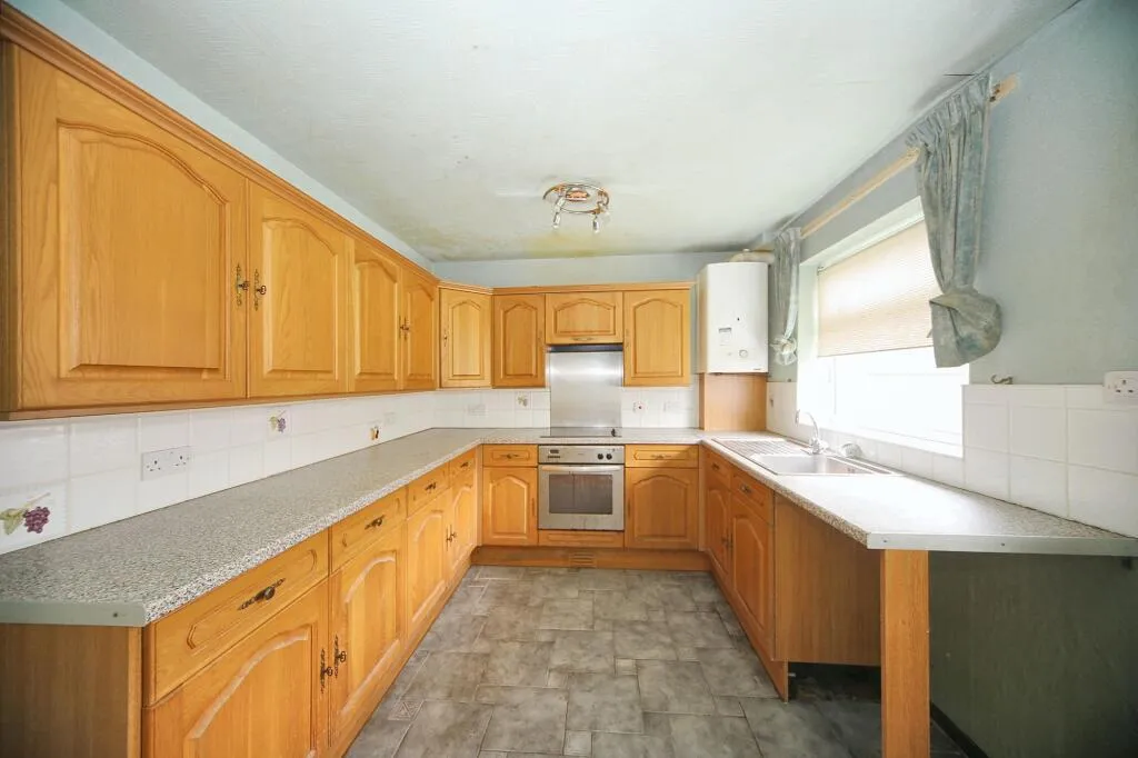 2 bed Semi-Detached