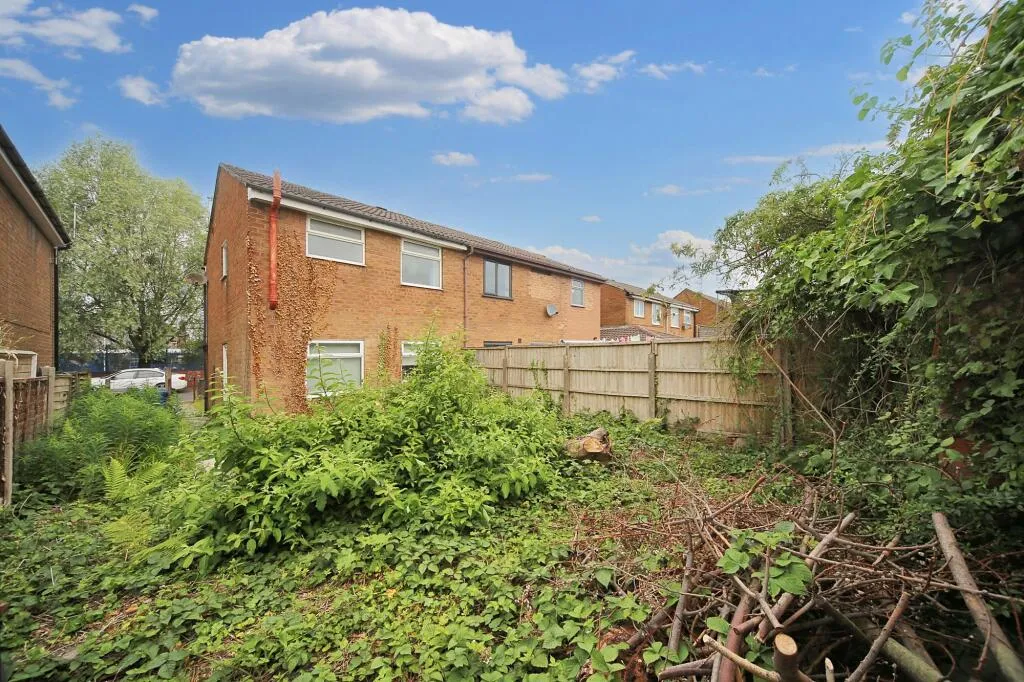 2 bed Semi-Detached