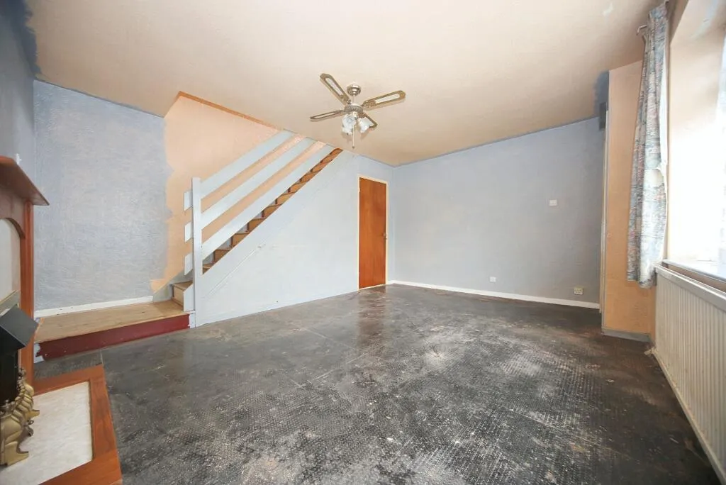 2 bed Semi-Detached