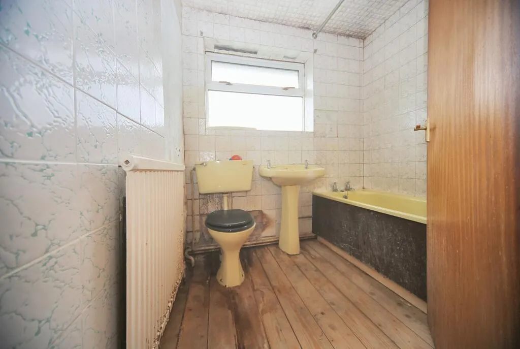 2 bed Semi-Detached