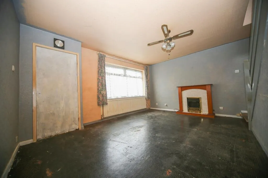 2 bed Semi-Detached