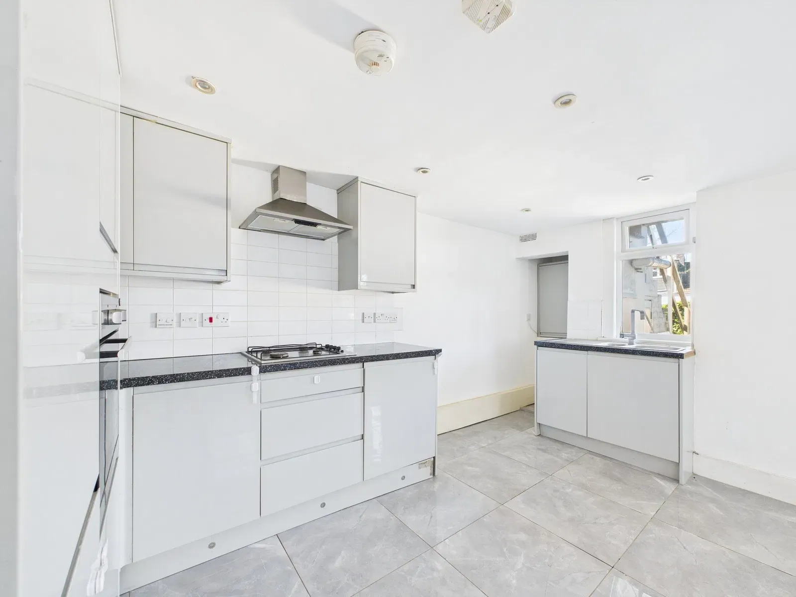 2 bed Apartment