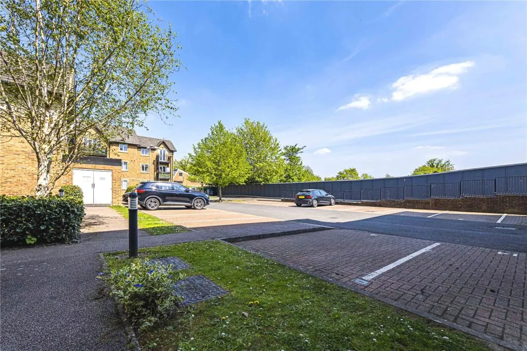 2 bed Apartment
