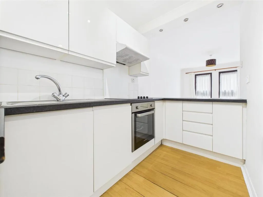 1 bed Apartment