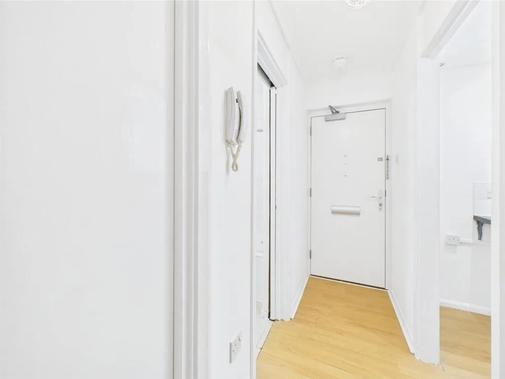 1 bed Apartment