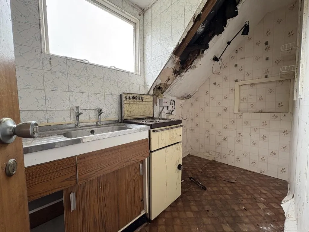 4 bed Detached