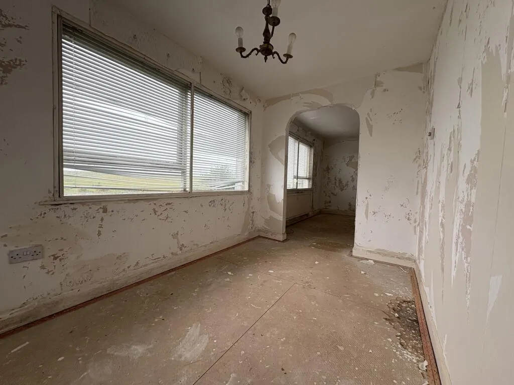 4 bed Detached